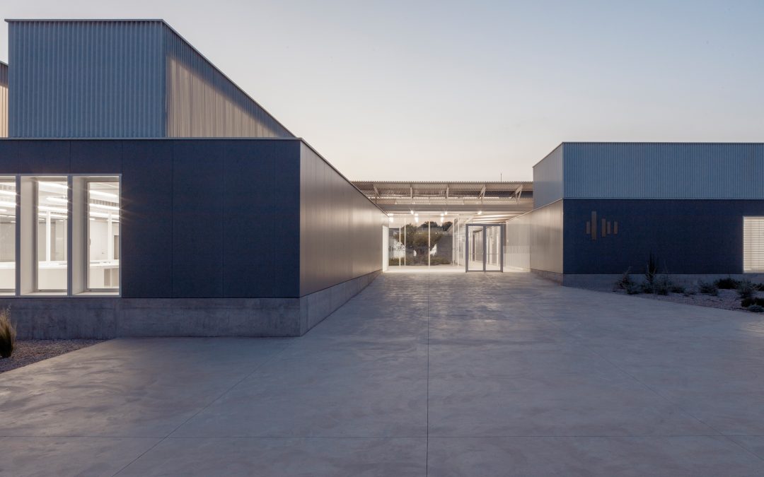 “The New Headquarters of the Valencia Construction Sector Employment Foundation”: A 2021 Tile of Spain Awards Winning Project